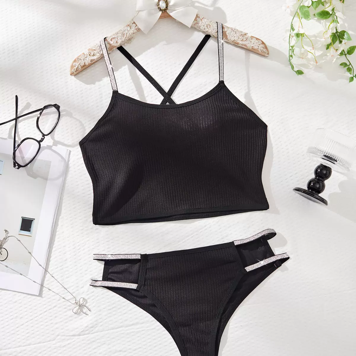 新款女士黑色针织坑条交叉吊带性感修身文胸套装