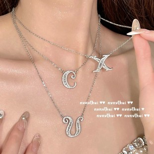 ����������ĸ��ʯ�� �Ǻ��� �18K�� �����ʯ��ĸ� С�i�