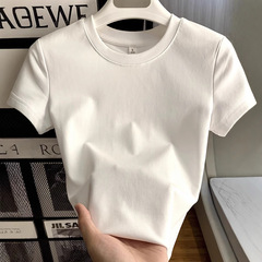 気質百合正肩丸襟tシャツ女性半袖夏の新型シャツは痩せて見える綿の短い上着を身に着けている