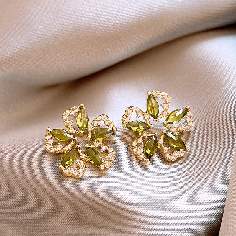 Temperamento de pendientes verdes pendientes ligeros lujosos de alto nivel sensación de pendientes zircon flores joyas geométricas al por mayor fábrica