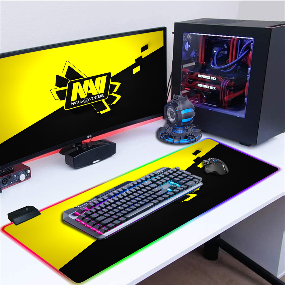 Neon lightweight big mouse, gaming game mat, table mat
