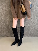 尖头褶皱堆堆靴女2025年新款内增高气质显瘦百搭不过膝西部牛仔靴