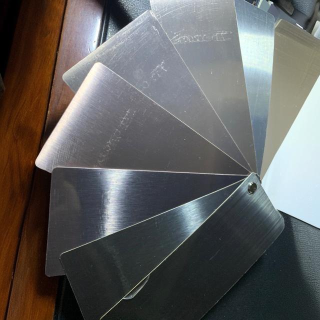 厂家直销竹木纤维墙面装饰装修工程PET金属拉丝木饰面板碳晶板