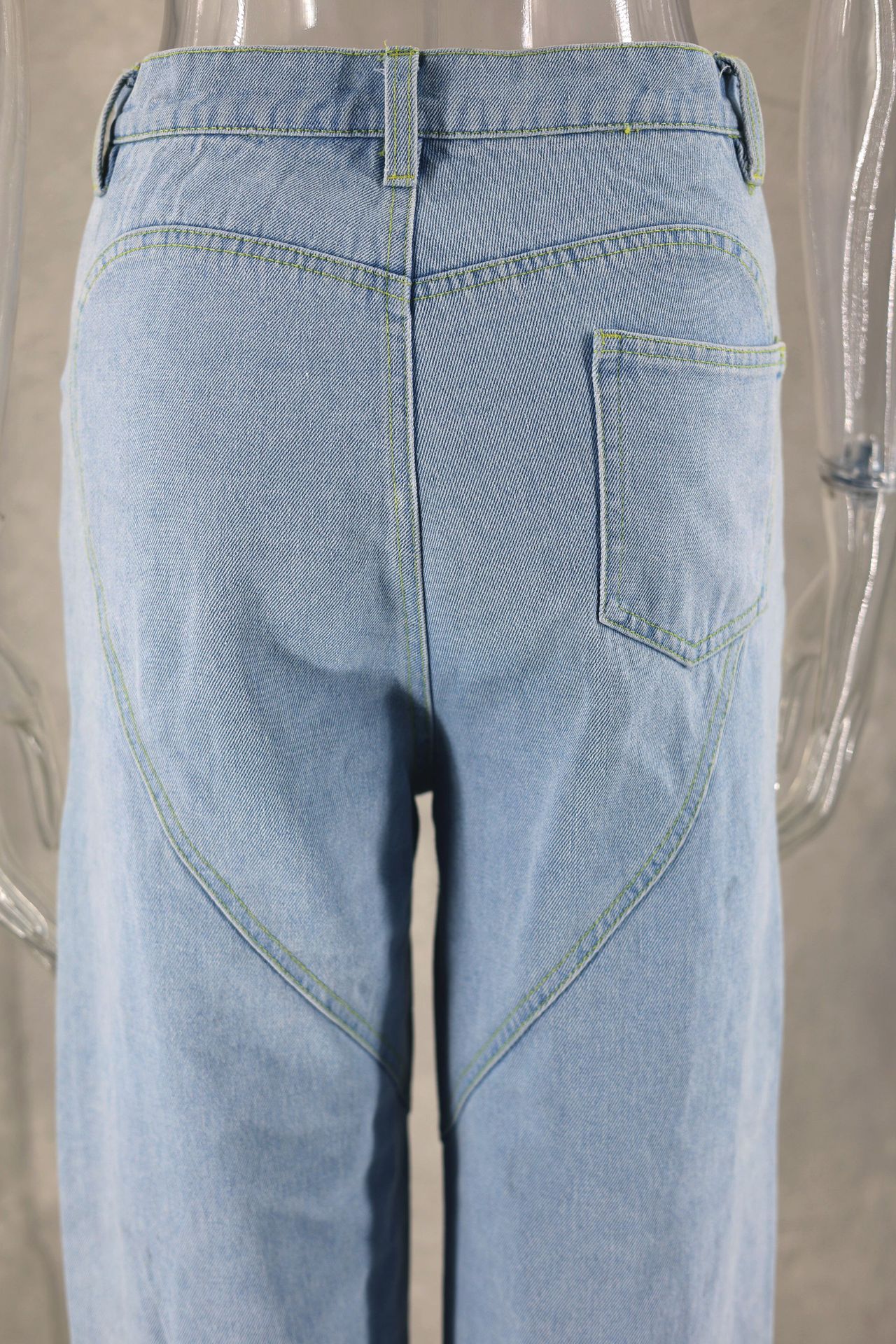 Women's Blue Ripped Straight Jeans For Spring And Summer_voghion.com