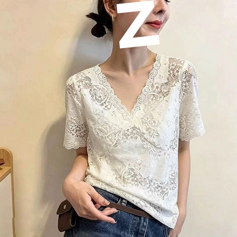 V-Neck Lace Top for Women, New Summer Style, Hollow Lace, Slimming, Versatile, Stylish, Plus-Size Women's Short-Sleeve T-Shirt