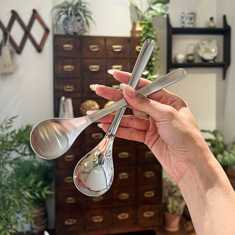 Japanese-Style Spoon 304 Stainless Steel Dining Spoon Curry Spoon Household Spoon Long-Handled Soup Spoon Ice Cream Dessert Spoon Japanese-Style Spoon 304 Stainless Steel Dining Spoon Curry Spoon Household Spoon Long-Handled Soup Spoon Ice Cream Dessert Spoon