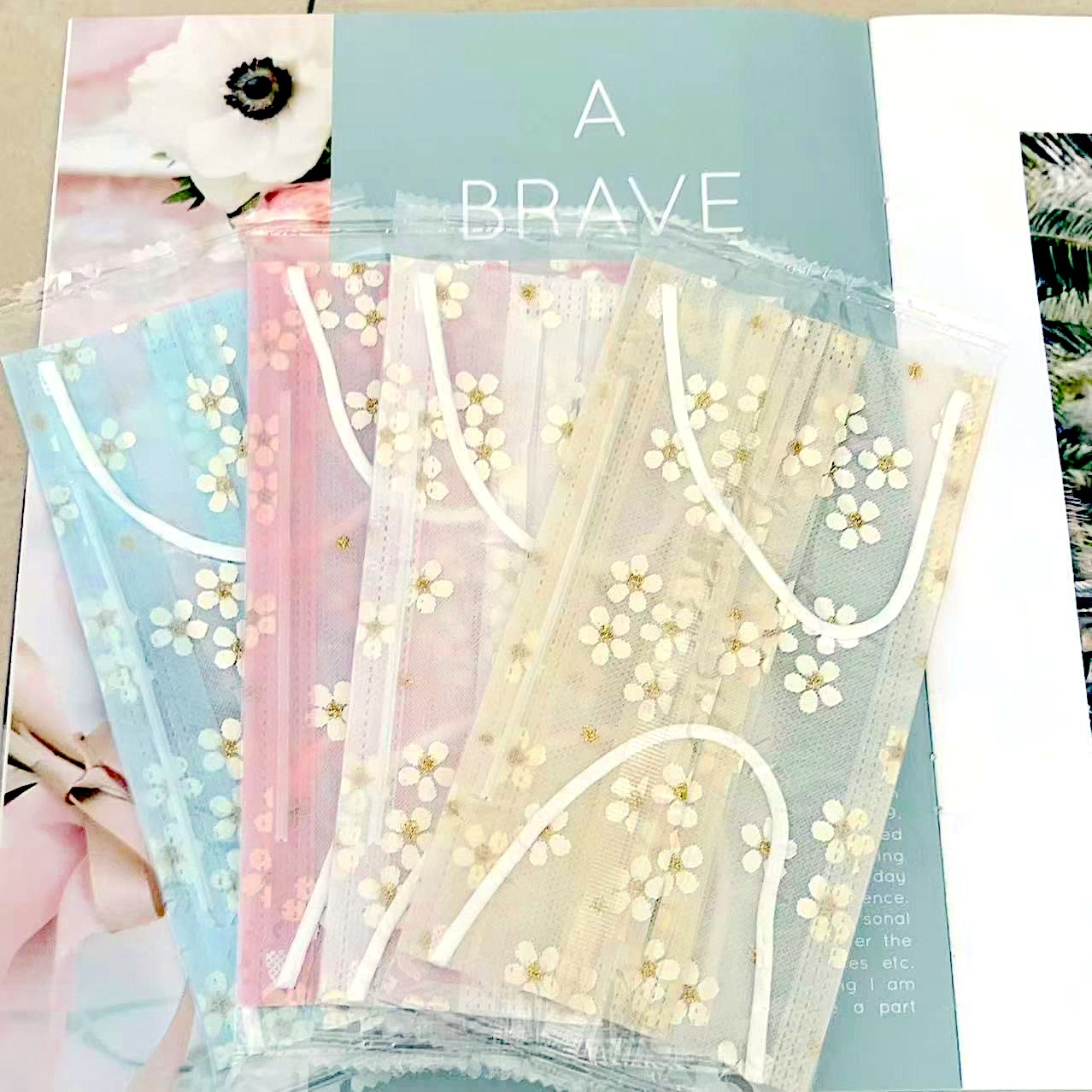 Light blue cherry blossom cute high-appearance disposable mask, one-layer mesh, lightweight, breathable, ins-style, transparent