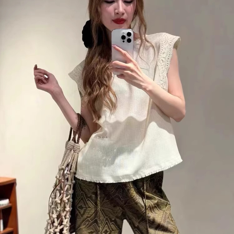 Nanyou Fashion Versatile Minimalist Niche Linen Structured Crochet Hollow Out Lace Age-Reducing Sleeveless Shirt Nanyou Fashion Versatile Minimalist Niche Linen Structured Crochet Hollow Out Lace Age-Reducing Sleeveless Shirt