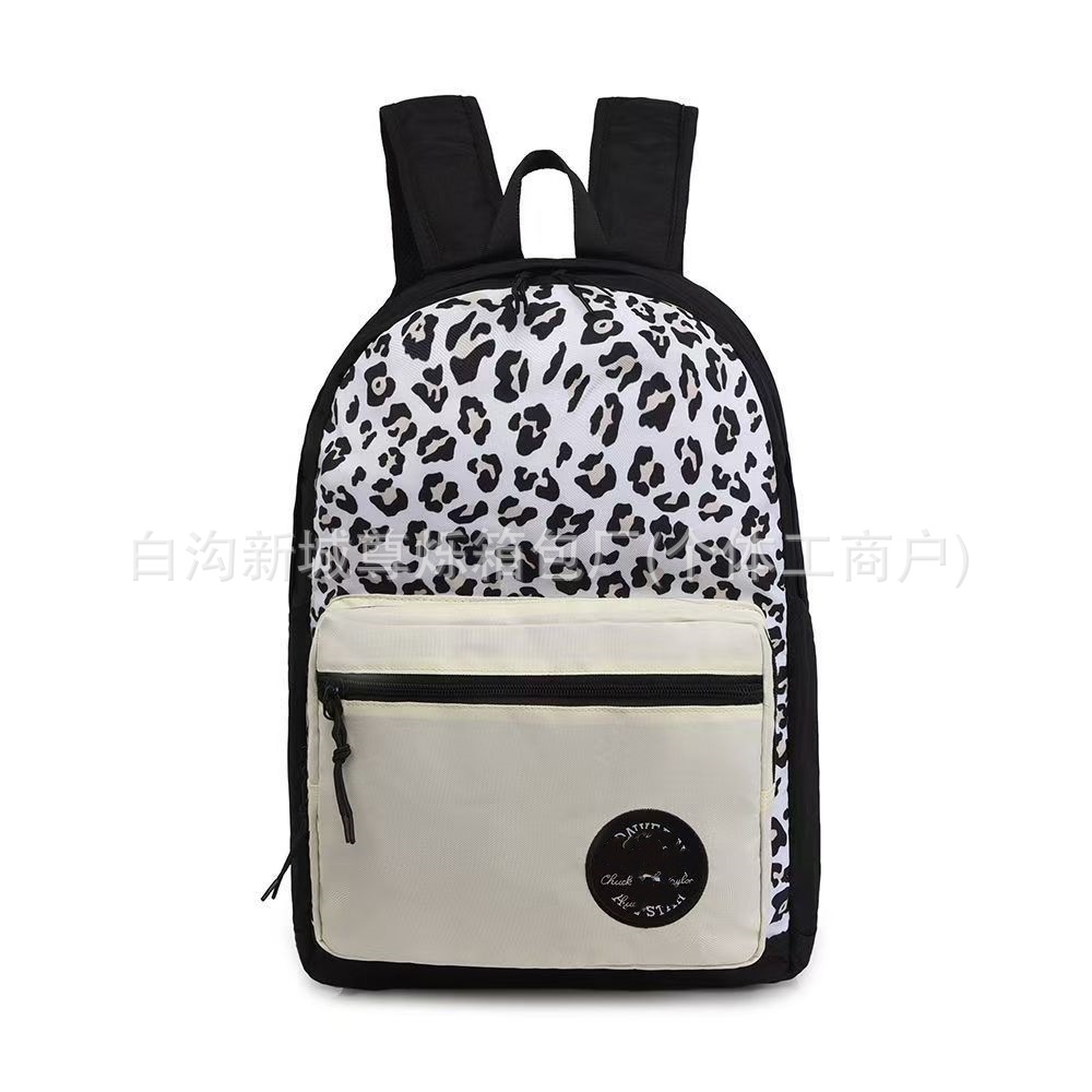 가로 표범 무늬 화이트 컬러 매칭