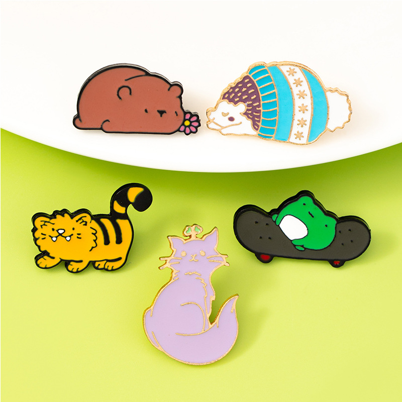 Creative cartoon cute brooch