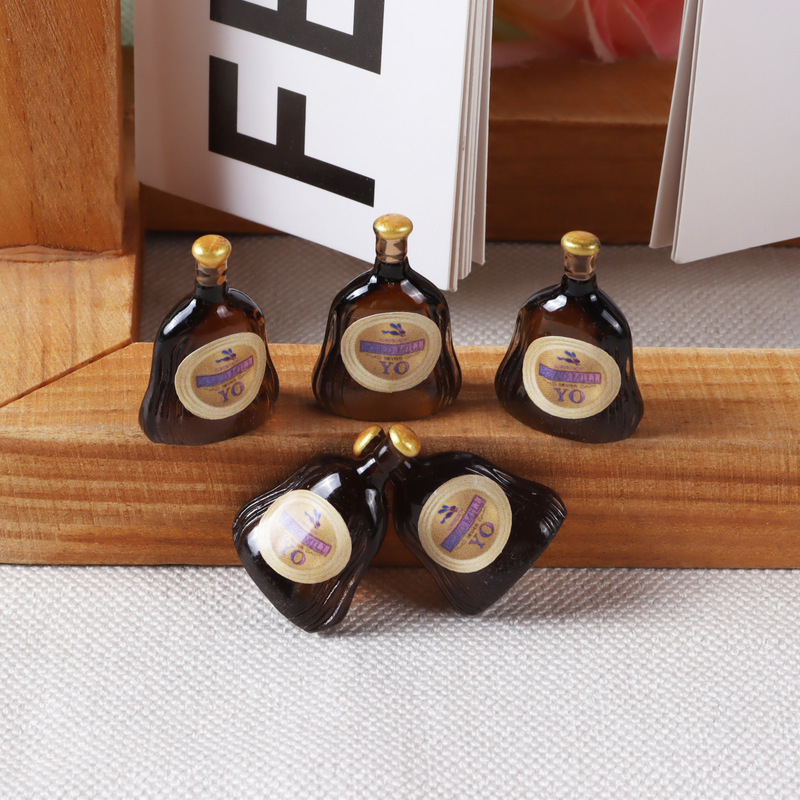 Wine Bottle Mini Artificial DIY Jewelry Resin Wine Decoration Pendant Ornaments Mobile Phone Case Cream Glue Small Accessories Wine Bottle Mini Artificial DIY Jewelry Resin Wine Decoration Pendant Ornaments Mobile Phone Case Cream Glue Small Accessories