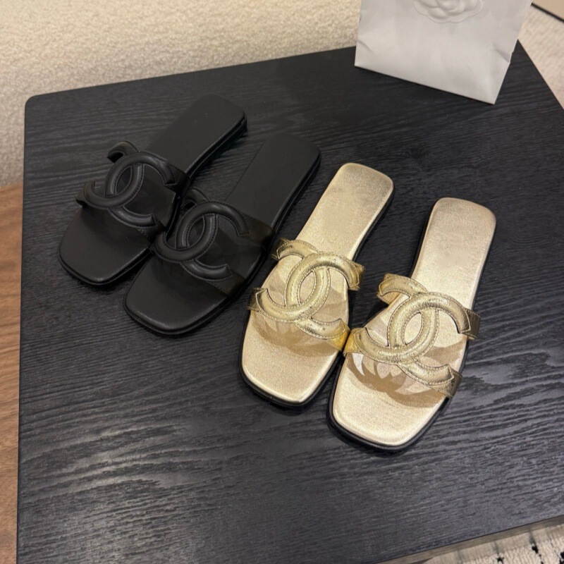 2026 Summer New Style Hollow-Out Slippers for Women, Beach Shoes for Outdoor Wear, Casual, Comfortable, Versatile Flat Sandals 2026 Summer New Style Hollow-Out Slippers for Women, Beach Shoes for Outdoor Wear, Casual, Comfortable, Versatile Flat Sandals