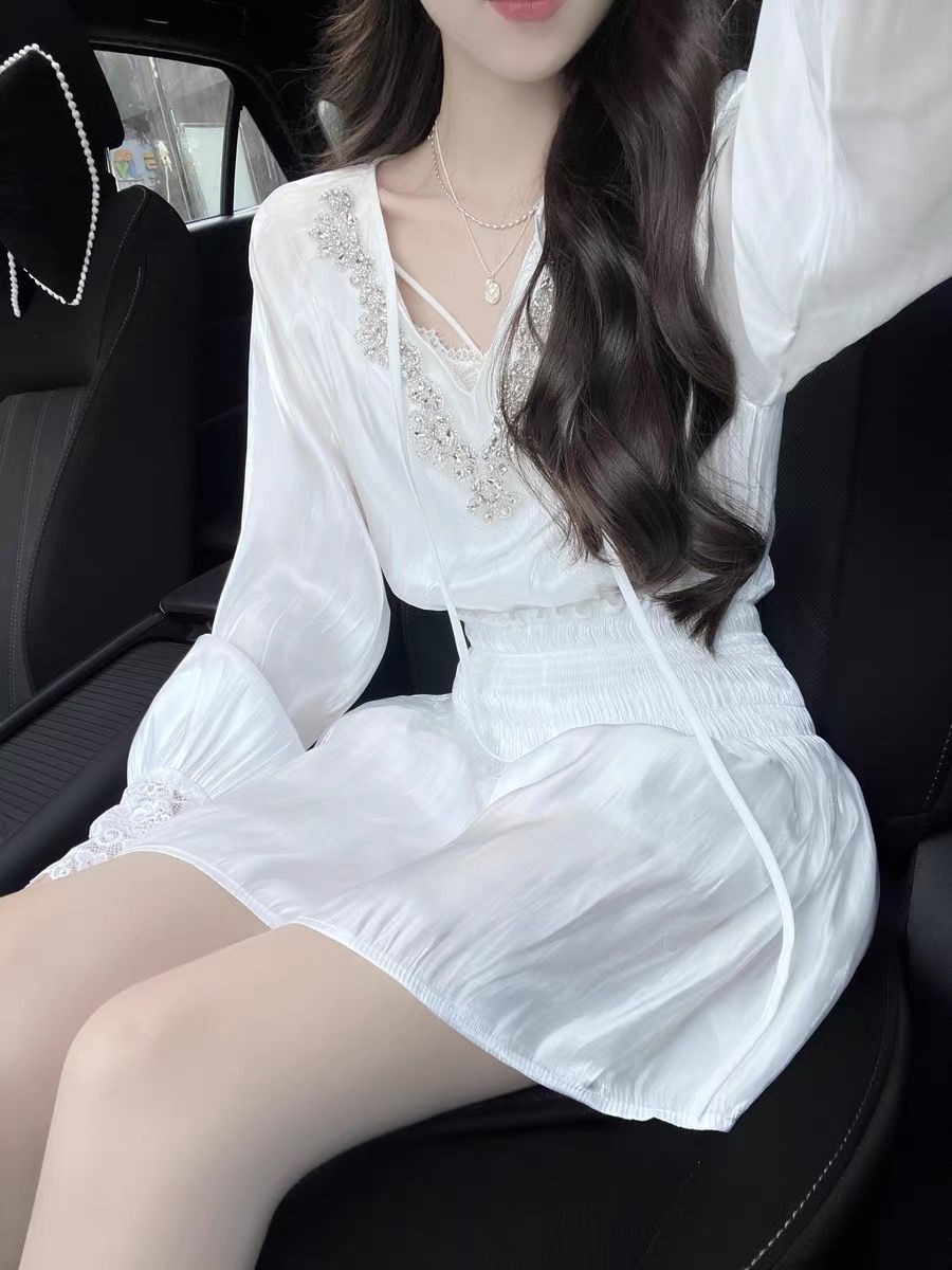 ChicShe - Camicetta da donna in chiffon a maniche lunghe con colletto in strass pesante, stile francese, autunno, vita alta, gonna corta, bianca_voghion.com