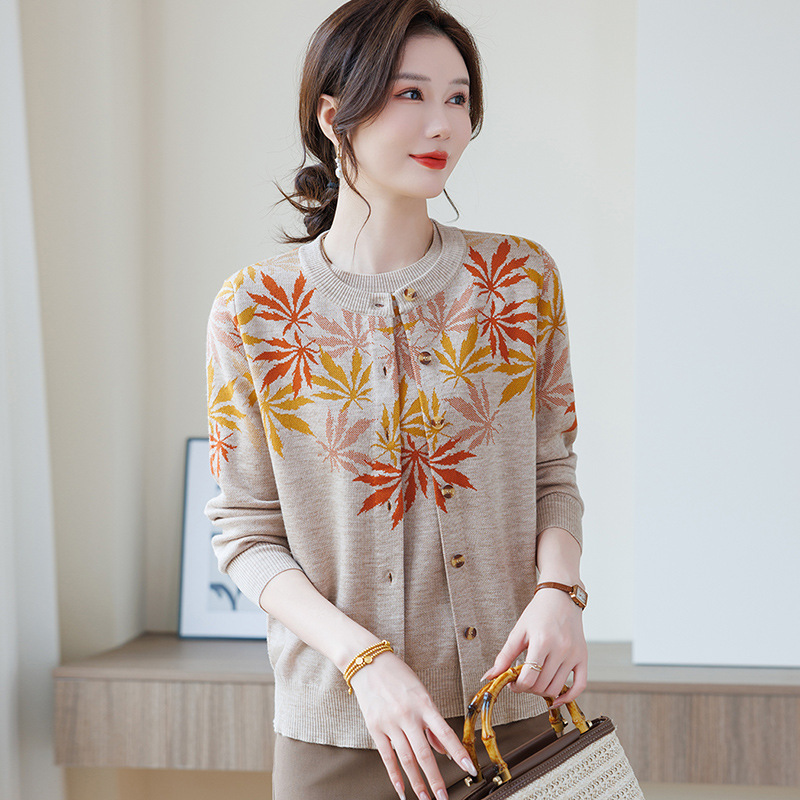 Mom's Autumn Knitted Cardigan Top 2025 New Middle-Aged and Elderly Women's Spring & Fall Style Sweater Jacket Two-Piece Set