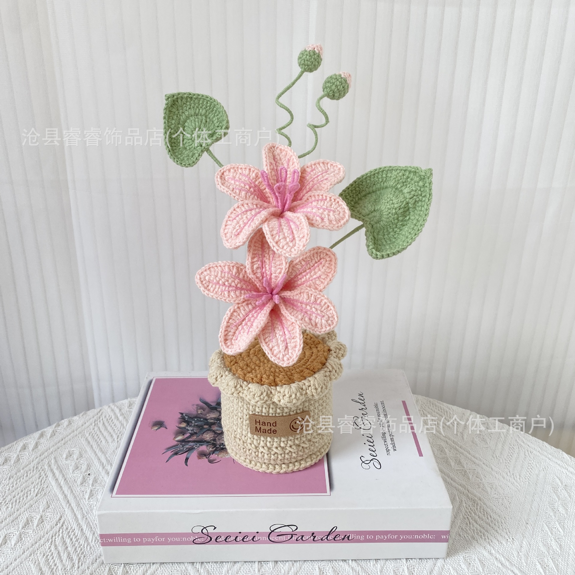 Flores artificiales transfronterizas, productos terminados de Amazon, adornos de lirio de los valles hechos a mano, rosas tejidas con hilo, adornos de bonsái para escritorio