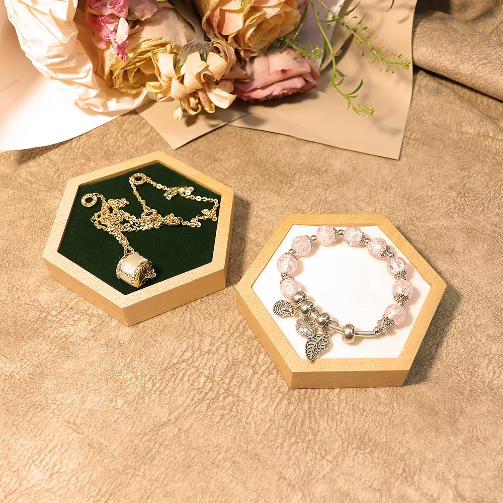 戒指首饰手镯项链吊坠榉木小展示托盘实木珠宝展示盘六边形展示架