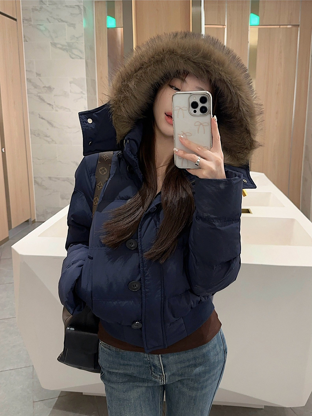 hmqViviiyNSAyin9WuaXtxwV157a/L3oBrVX