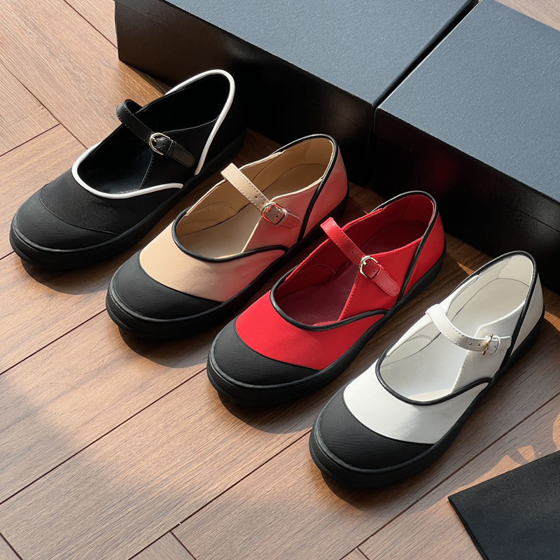 Original Design! Sweet Little Chanel-Style Double-Coco Hollow Mary Jane Shoes, Red Casual Single Shoes, Women's Sneakers