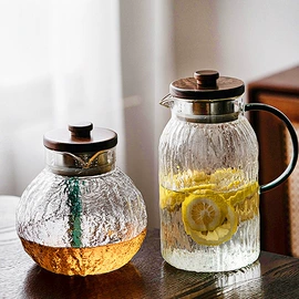 茶壶;冷水壶;玻璃杯