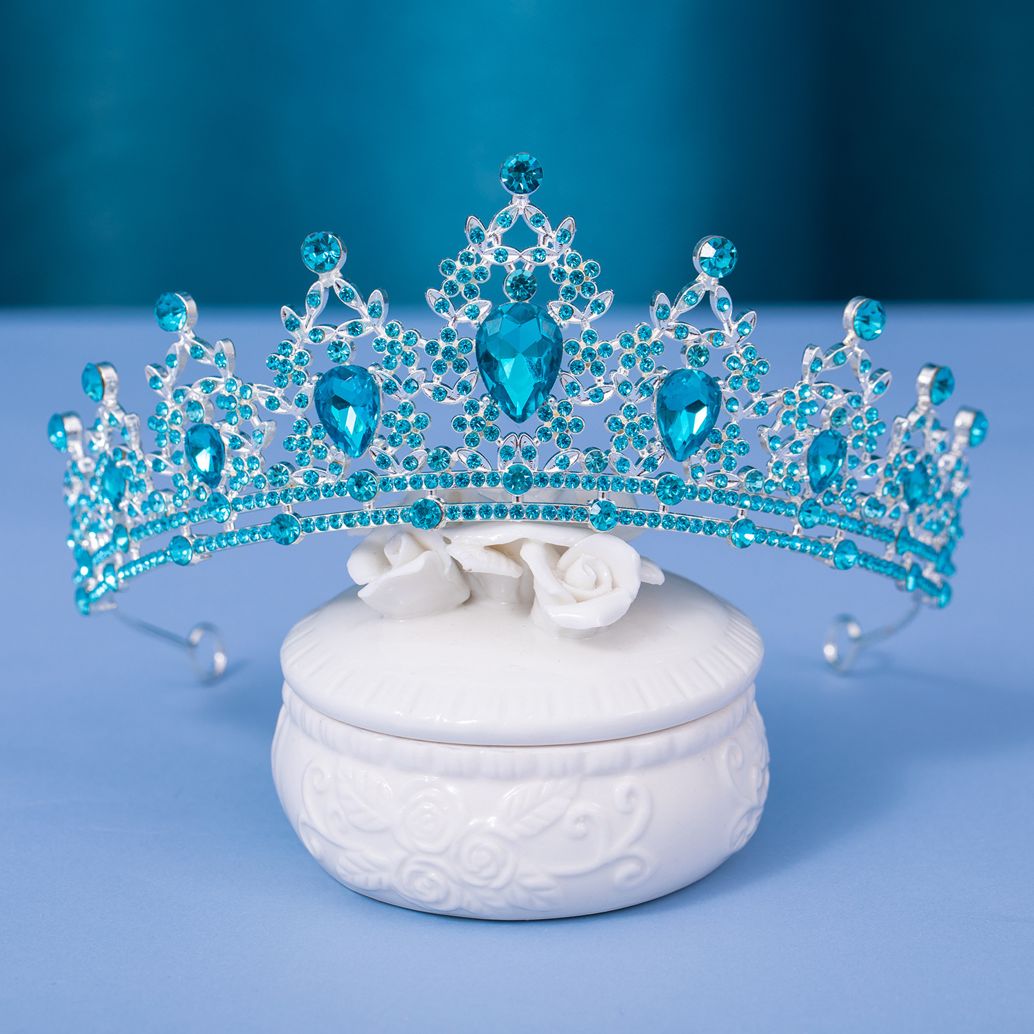 結婚式の髪型の頭飾り水晶花嫁の頭飾り王冠カラー冠結婚式の髪バンド誕生日の頭バンド王女卸売り