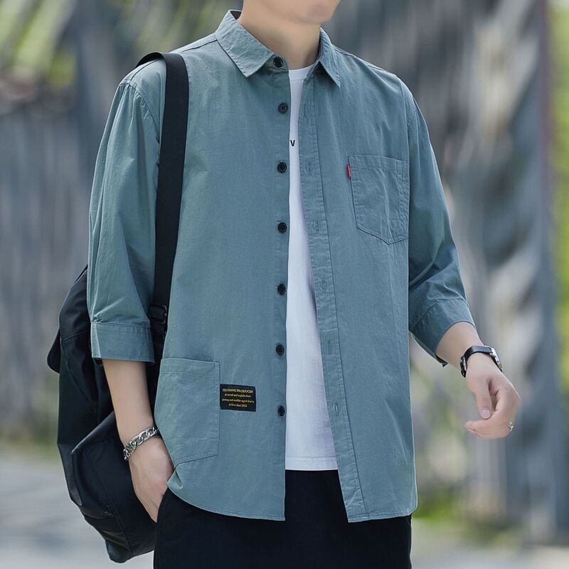 2022 summer seven-sleeve shirt men's Hong Kong style casual loose short sleeve workwear mid-sleeve shirt coat wholesale