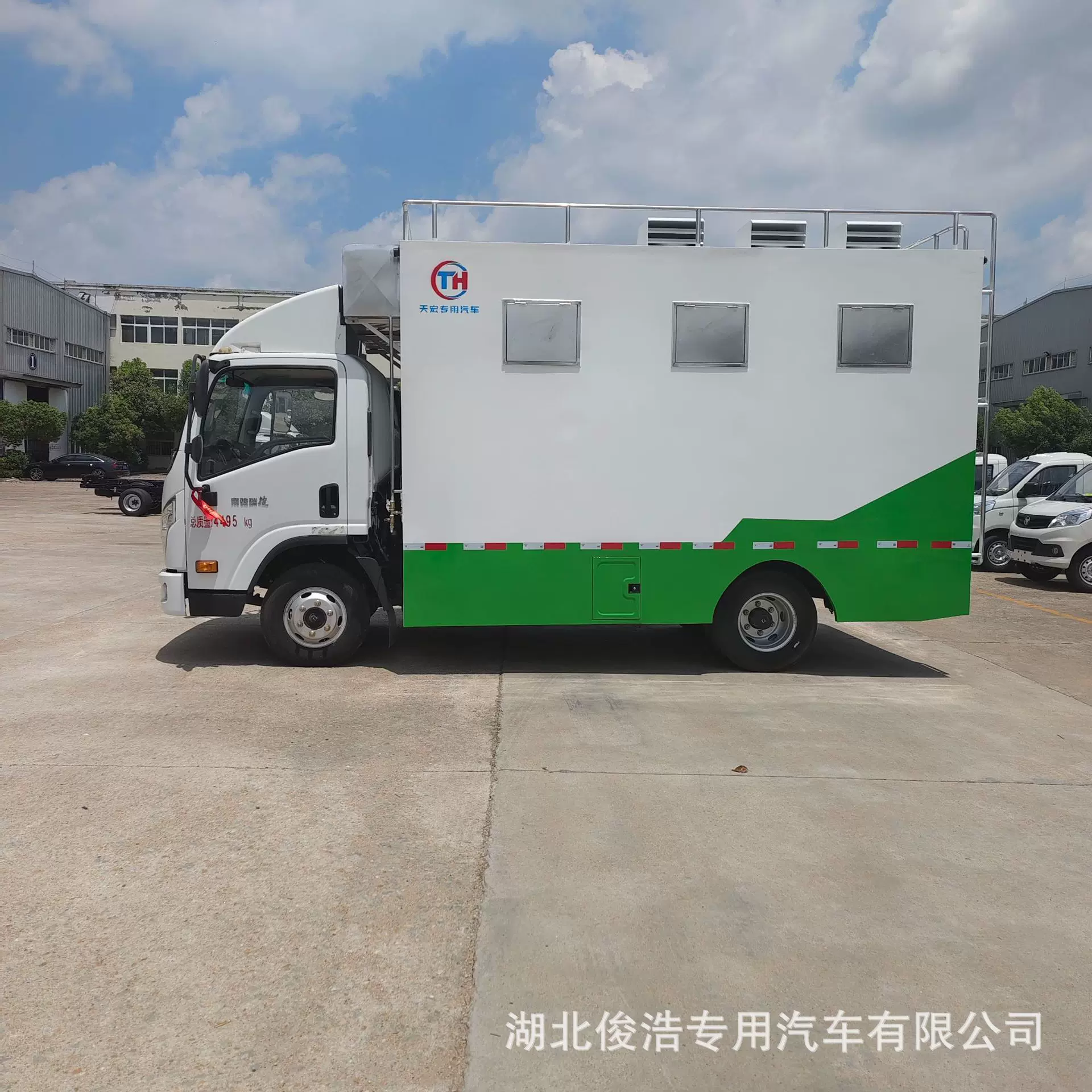 4.2米轻卡流动厨房餐车 农村酒席婚宴专用汽车厂家 集市厢式货车