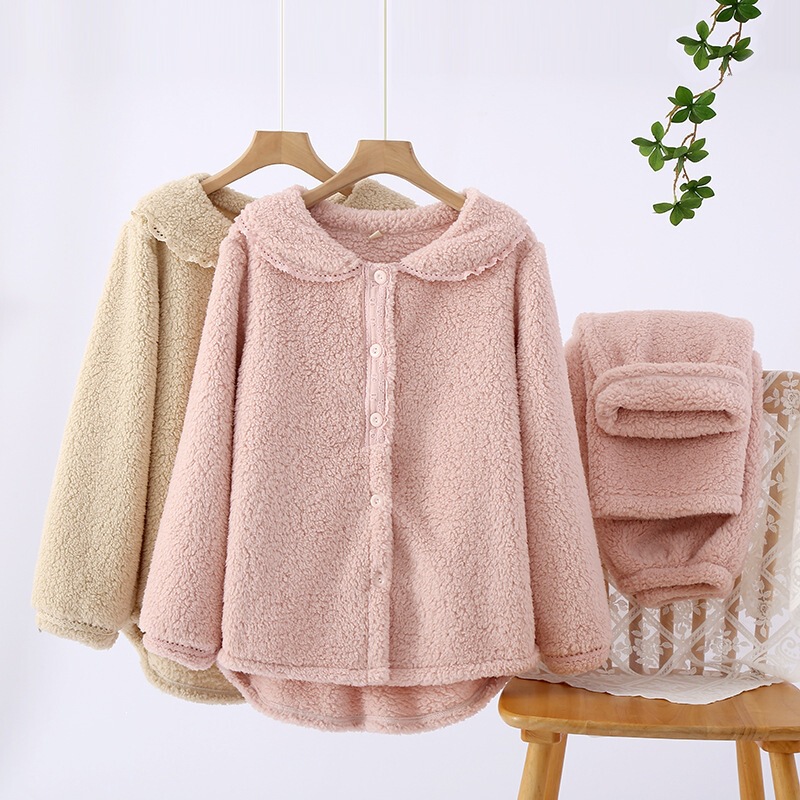 Autumn and winter thickened coral fleece pajamas for women, plus size, long-sleeved, long-pants, sweet doll collar, lamb fleece home wear set Autumn and winter thickened coral fleece pajamas for women, plus size, long-sleeved, long-pants, sweet doll collar, lamb fleece home wear set