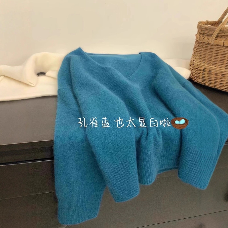 Raccoon Fur Blue V-Neck Sweater Knitwear for Women, Loose Short Pullover Top for Autumn and Winter, Spring Style Trending