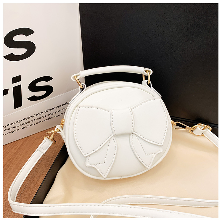 151g Weight Polyester Lining Material Zipper Closure Type Top Handle, Sling Strap Strap Type Crossbody Bag Bags Type Casual, Daily, Shopping Occasion Pu Leather Material Bow Knot Pattern All Seasons Season Girl'S Gender Cute Style Round Shape Girl'S Pu Leather Bow Knot Cute Round Zipper Crossbody Bag 17