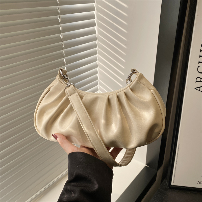 Bolso de nube para mujer 2025 nuevo bolso plisado de moda de moda bolso de axila versátil de gran capacidad bolso de un solo hombro de nicho