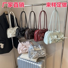 ニッチな高級ショルダーバッグ、高見えするバレエ風リボン、夏の新作レディースバッグ、絶妙でファッショナブルなクロスボディバッグ