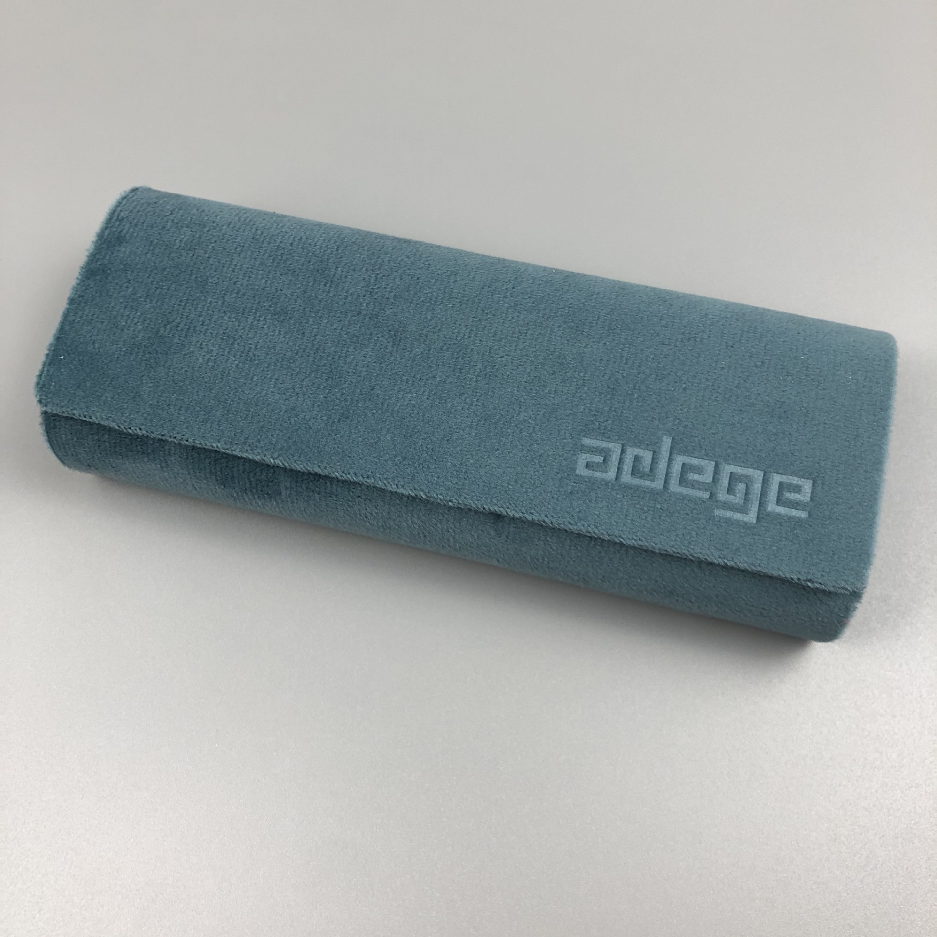 90F14C8C017174B495984A5924B030