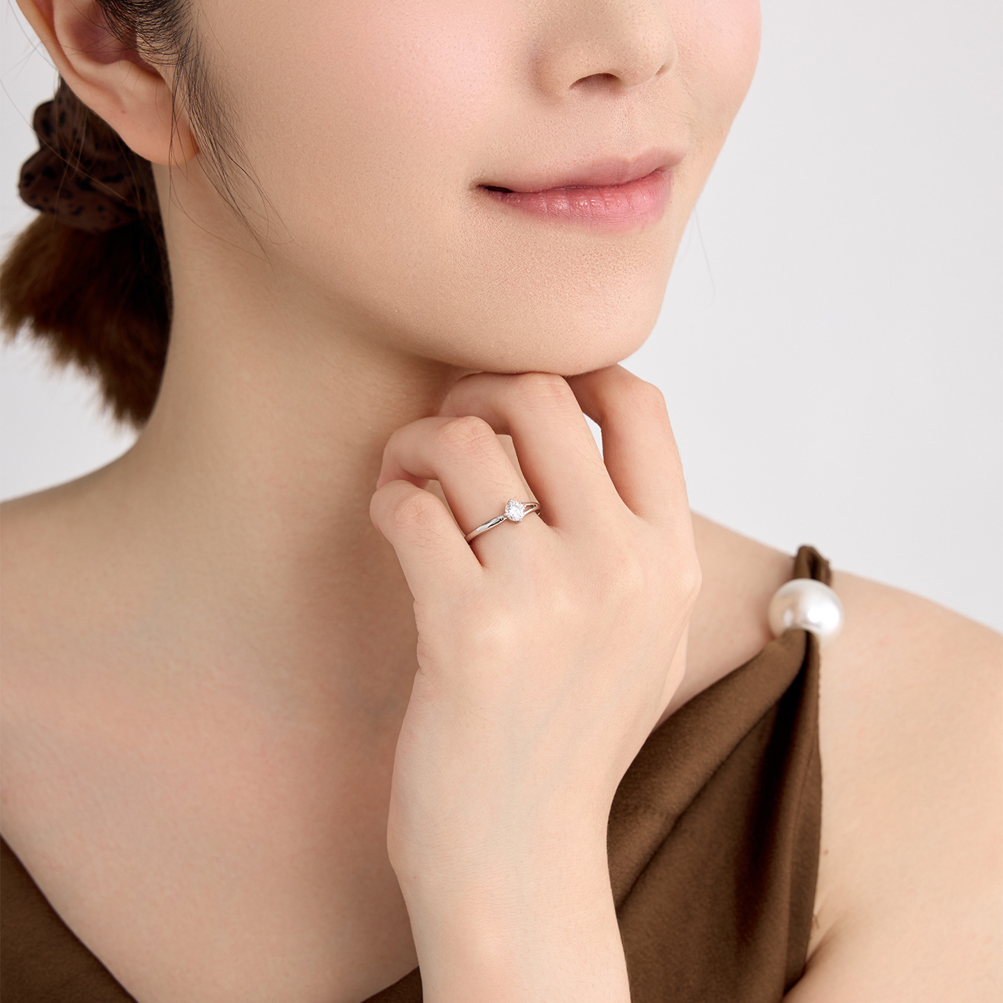 Xuping simple anillo de bodas de joyas artificiales anillo de cobre chapado blanco japonés y coreano anillo al por mayor mujeres