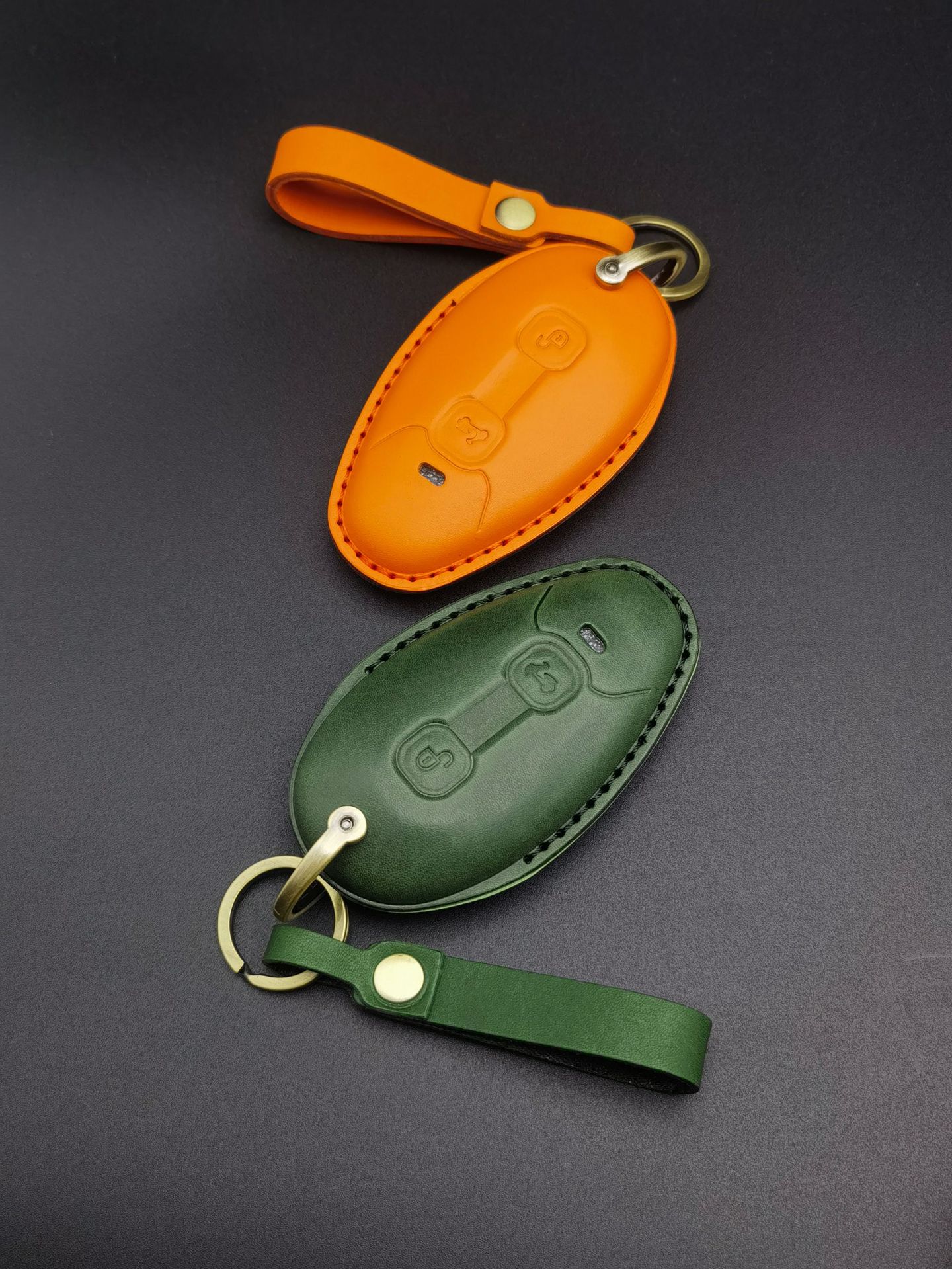 Suitable for new vespa Vespa keychain cowhide hand GTS300 leather key set remote control case