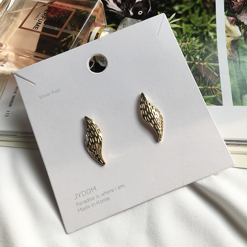 Fashion Alloy Irregular Leaf Earrings display picture 5