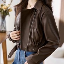 2025春秋今年流行短款小皮衣咖色翻领机车服外套设计感pu皮夹克女