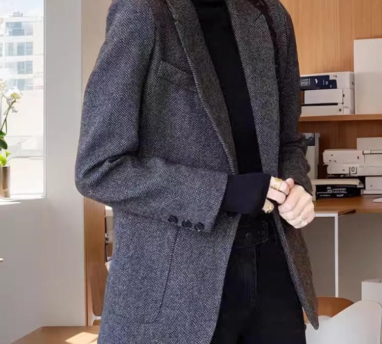 预售玫瑰袁同款设计感西服小个子人字纹羊毛呢灰西装女|undefined