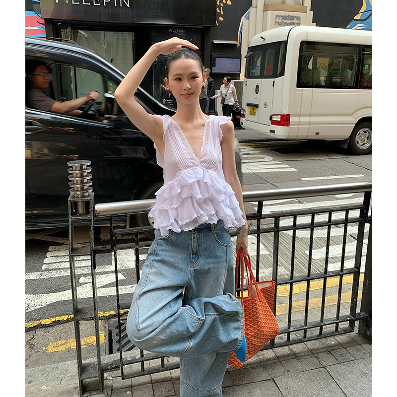 White Design Sense Lace Sleeveless V-neck Shirt Women's 2025 Summer Spice Girls Niche Slim-fit Shirt Short Top