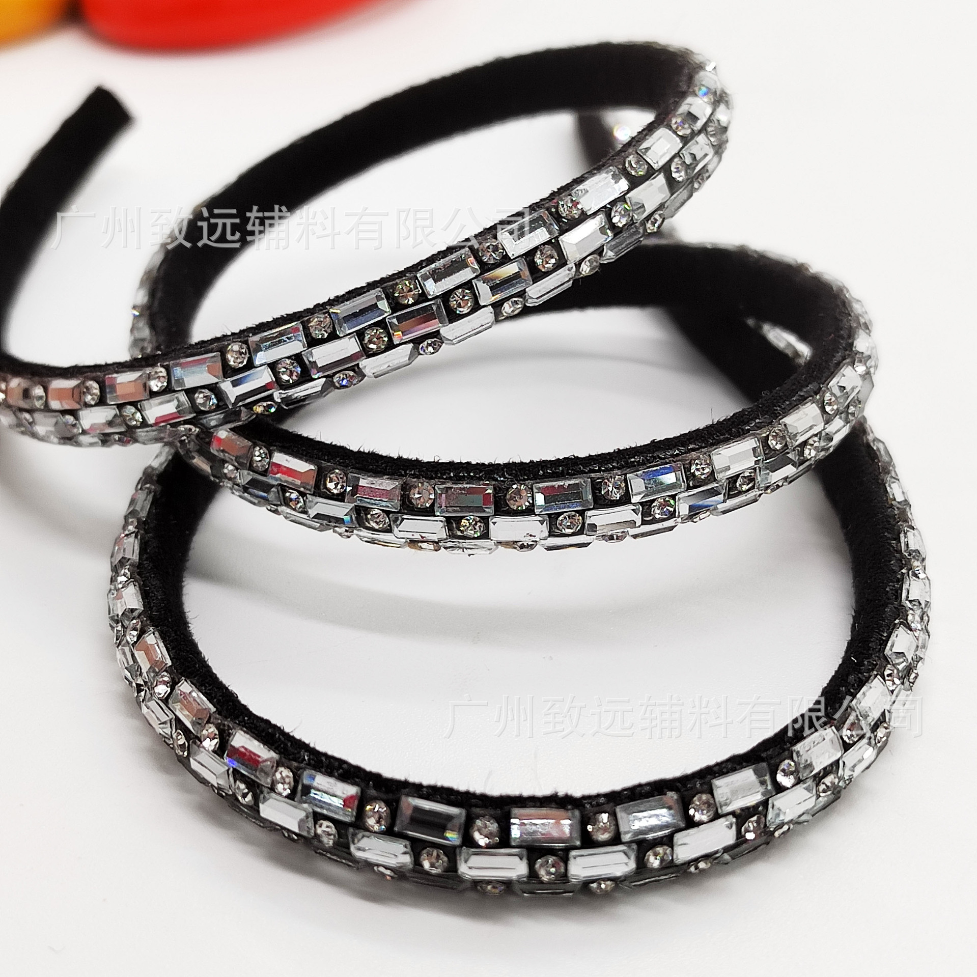 Venta directa de fábrica de cuerda de núcleo de algodón 2,5x5 tira de vidrio sandalias accesorios al por mayor accesorios de la joyería DIY