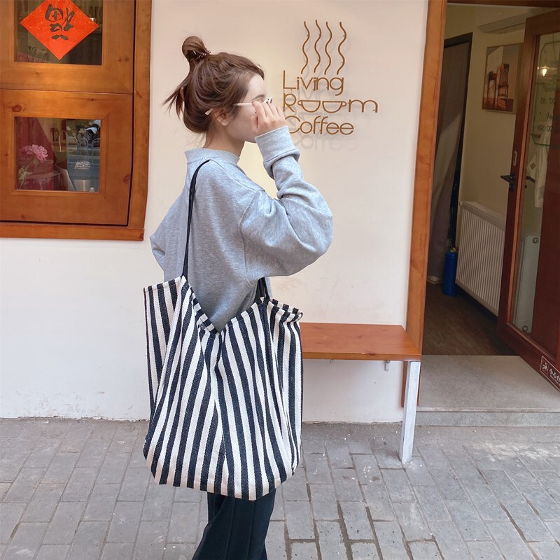 Striped Retro Shoulder Bag, Lazy Style Large-Capacity Canvas Bag, Fashionable and Simple Women's Bag for Street Use, Shopping Bag