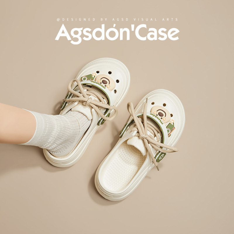 Zapatos de agujero de fondo grueso para mujeres 2025 nuevo verano lindo lindo y divertido para usar zapatillas deportivas en interiores y exteriores