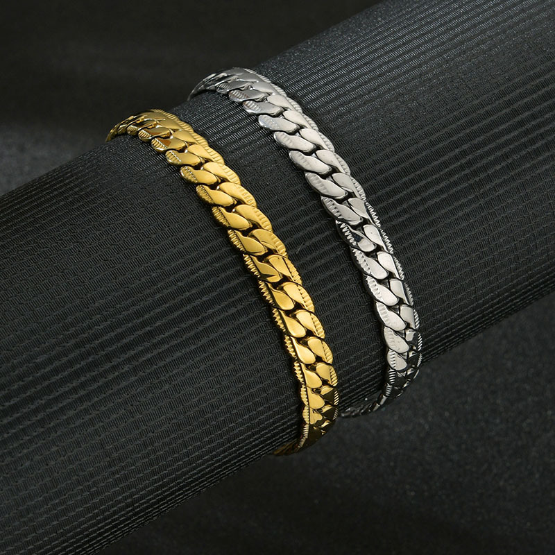 Flower Pattern Fashion Flower 304 Stainless Steel Plating No Inlaid 18K Gold Plated Unisex Bracelets