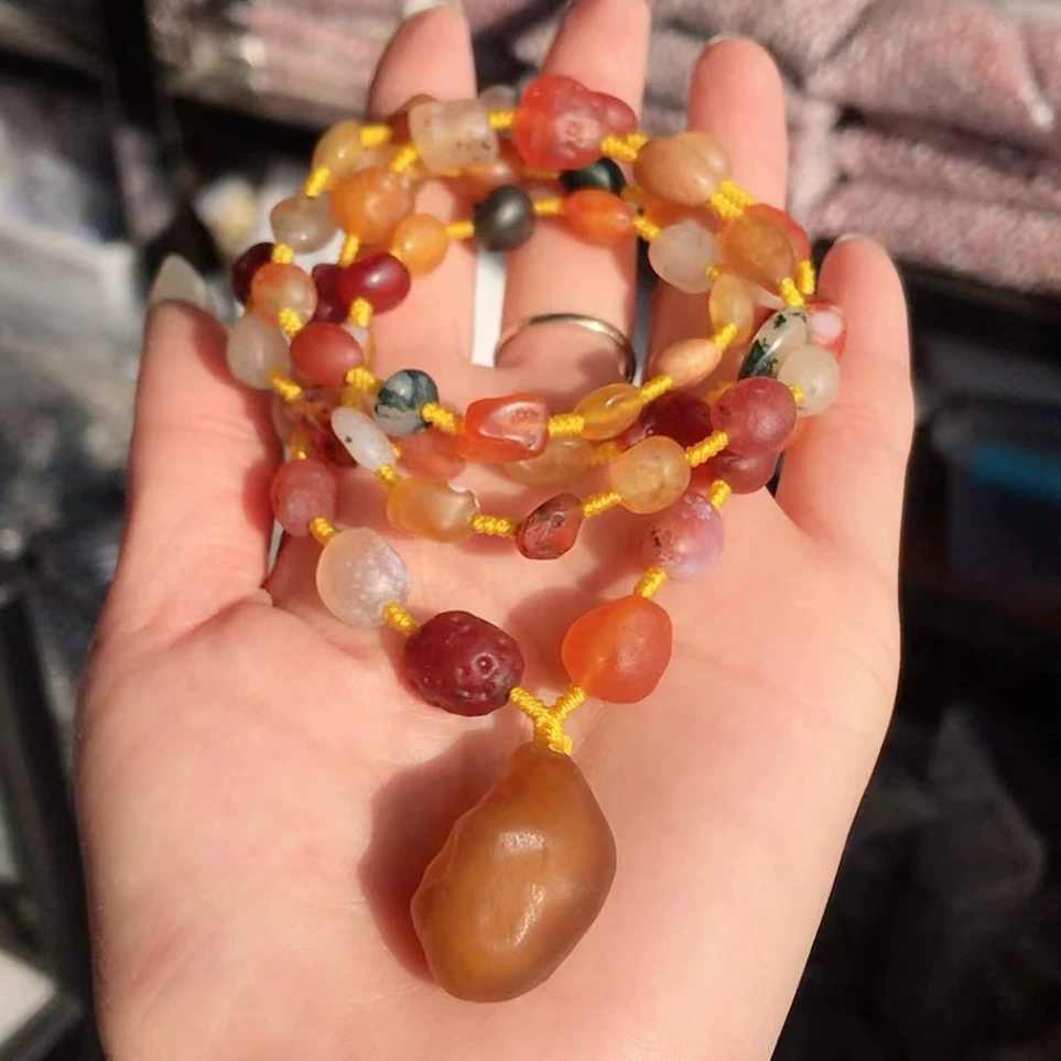 Оптовая фабрика натуральный Lashan Gobi оригинальный камень агат цветной агатовый ожерелье