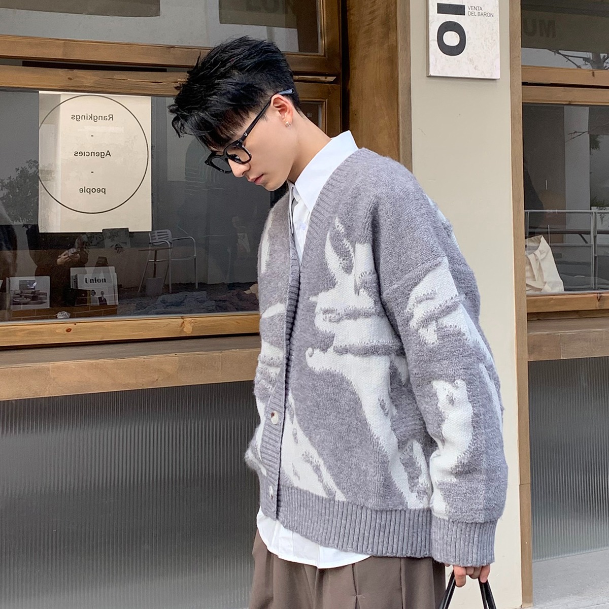 American Retro Flocked V Neck Cardigan Knitwear for Men and Women Trendy Brand Loose Lazy Style Men's Versatile Ins Simple Knitwear