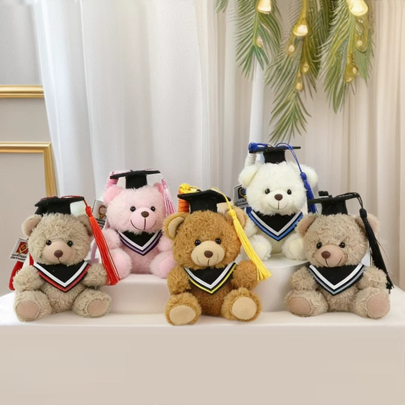 Doctor Bear Graduation Gift Pendant Doll Student Graduation Commemorative Doll Bag Pendant Gift for Friends