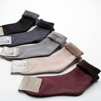 外贸优品/防滑保暖雪地袜/中筒男女睡眠短棉袜/加绒地板堆堆袜子