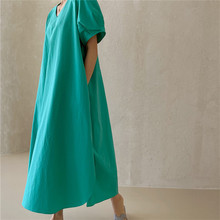 日系宽松大码连衣裙学生灯笼泡泡袖娃娃裙V领开叉森女系过膝长裙