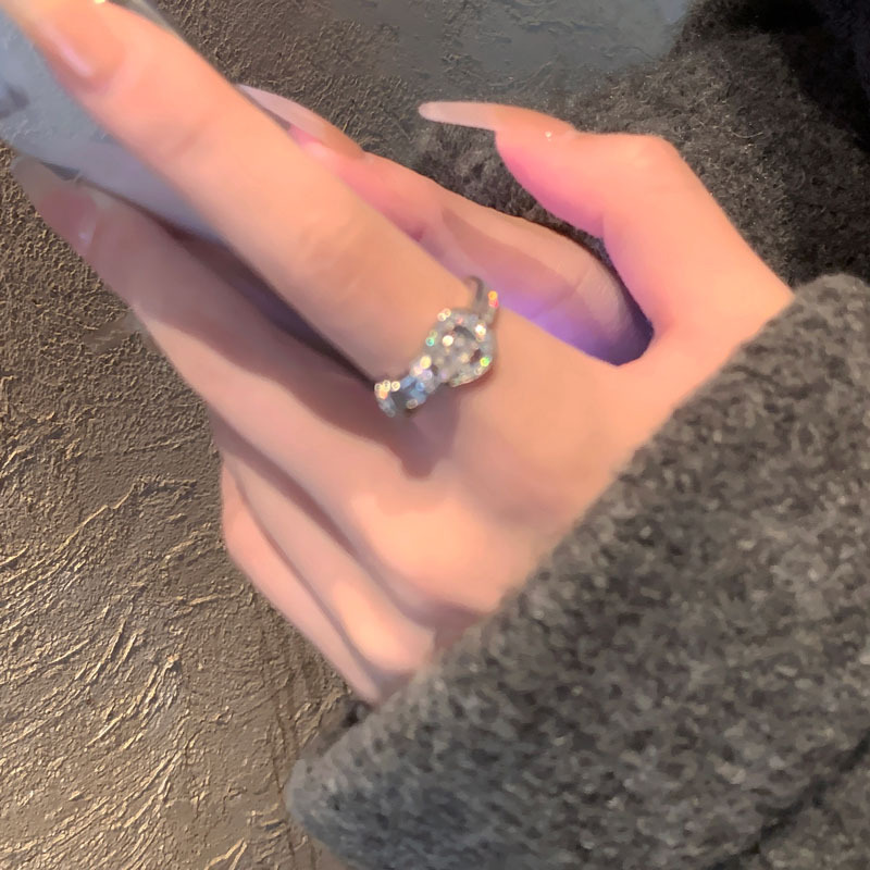 Real Gold Plated Zircon Horseshoe Buckle Open Light Luxury High-end Sense Index Finger Personality Cold Style Ring_voghion.com