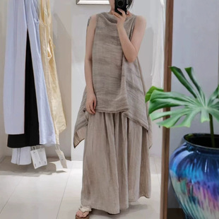 �ļ��¿�ǰ��ɴ���Ҏ�t�߶˳�ɫ�r��o�䱳��Ů�ӳ�ɫ�����а�ȹ