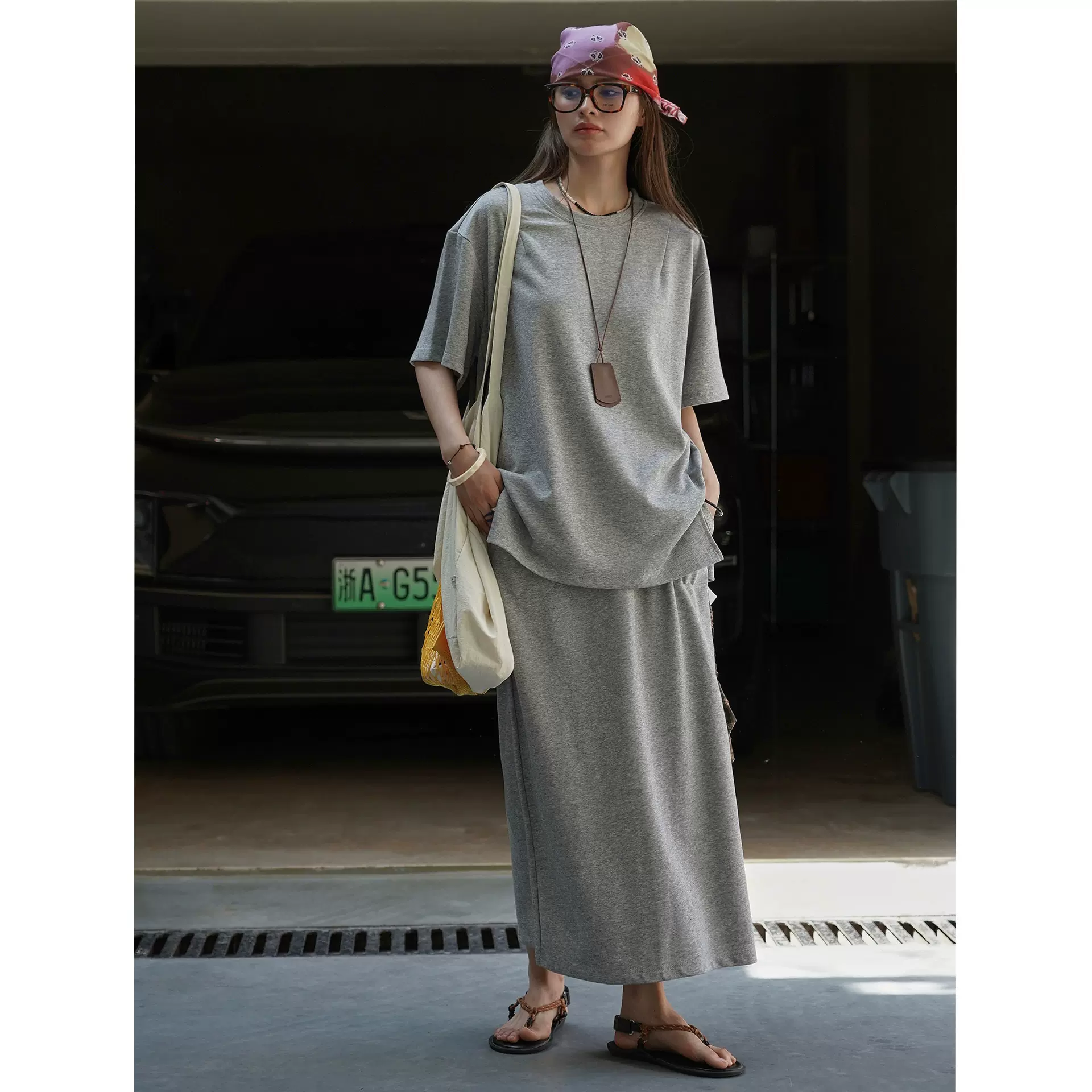 卢浮早秋新款韩系时髦慵懒感宽松T恤+半裙气质显瘦休闲套装女